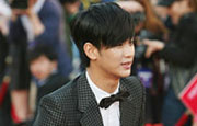 Jang Keun-suk, Park Yoo-chun, Kim Soo-hyun win big at 4...