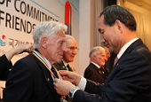 medal_thumb.jpg