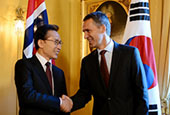 120912_President_Lee_summit_Norway.jpg