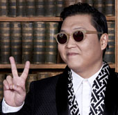 Psy lectures Oxford students on Gangnam Style