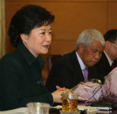 Park_ASEANamba_0114_thumb.jpg