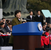 Park_Korea_10_L1_0225_thumb.jpg