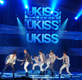 [Video] U-Kiss is burning up in new MV 