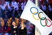 Sochi passes flame to Pyeongchang