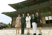 Chinese First Lady: ‘Palace garden is extremely beautiful’
