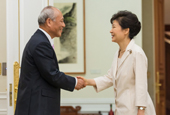President meets Tokyo governor