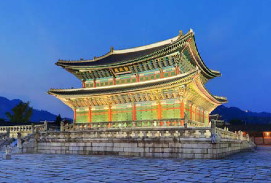 Take a moonlight stroll through Seoul's ancient palaces
