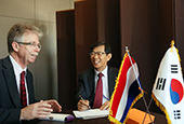 Korea, Netherlands cooperation from seed to fruit