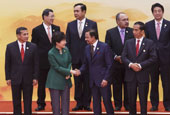 President outlines economic innovation plan at APEC