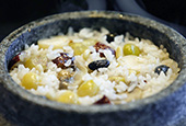 Korean recipes: Yeongyang dolsotbap, nourishing stone pot mixed rice (영양돌솥밥)