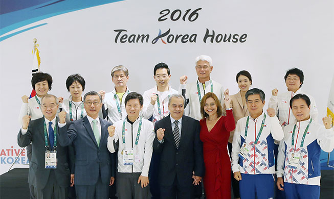 Support center for S. Korean Olympians opens in Rio