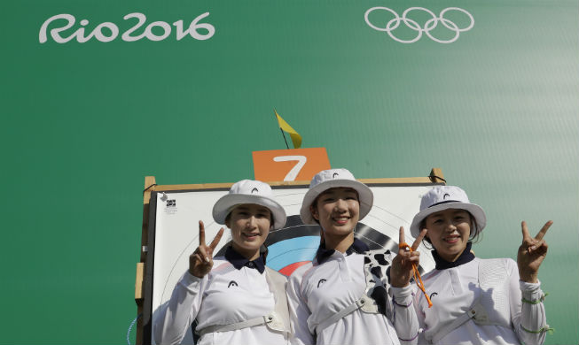 S. Koreans finish 1-2-3 in women's archery preliminaries 