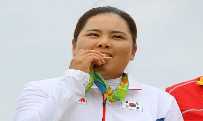 S. Korean Park In-bee wins gold in women's golf