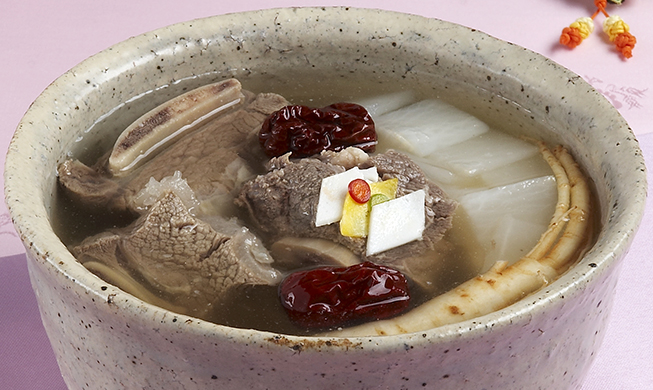 Korean recipes: Galbitang beef rib soup (갈비탕)