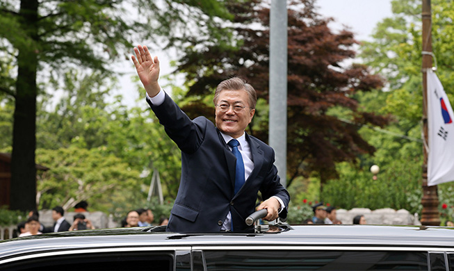 Korea shows the way for future of democracy