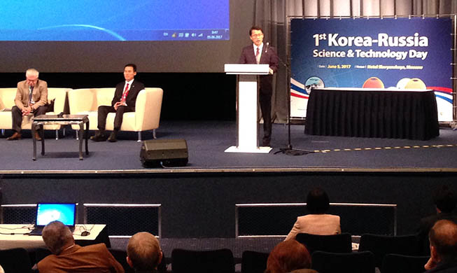 Korea, Russia cooperate on science, technology