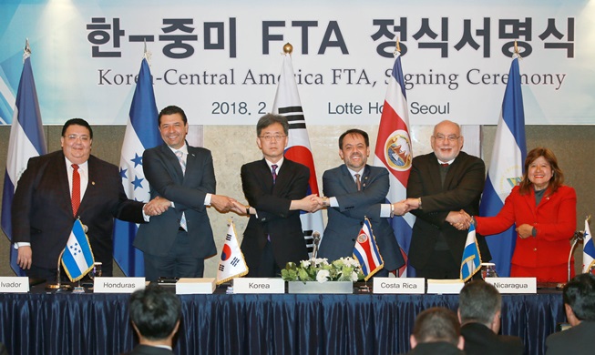 Korea signs FTA with 5 Central American countries