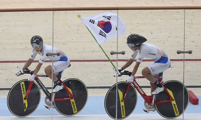 Asian Games Day 11: Cyclists Na Ahreum wins third gold