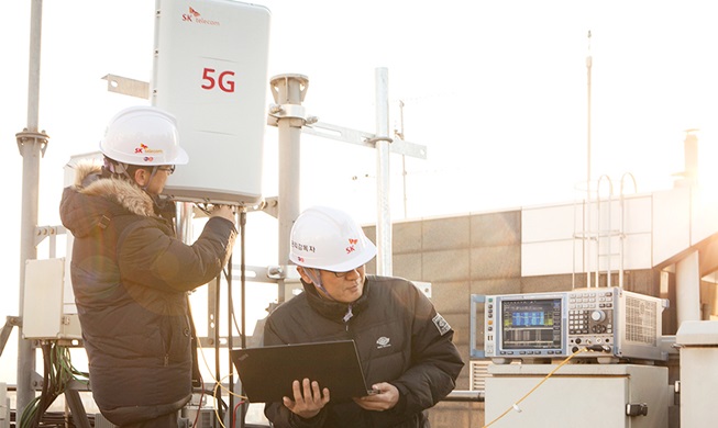 Korea begins world's 1st commercial 5G network service
