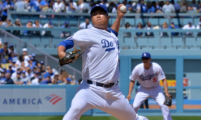 Korean baseballers in US see mixed performances on opening day