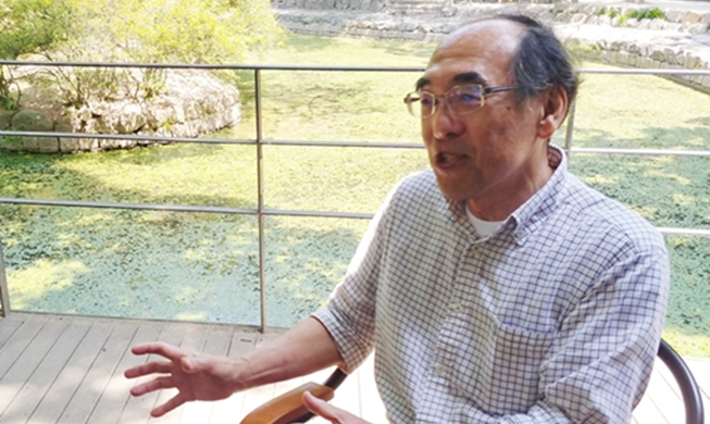 Retired Japanese teacher of history returns Declaration of Independence to Korea