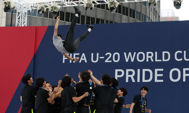 U-20 men's team gets welcoming reception after runner-up finish