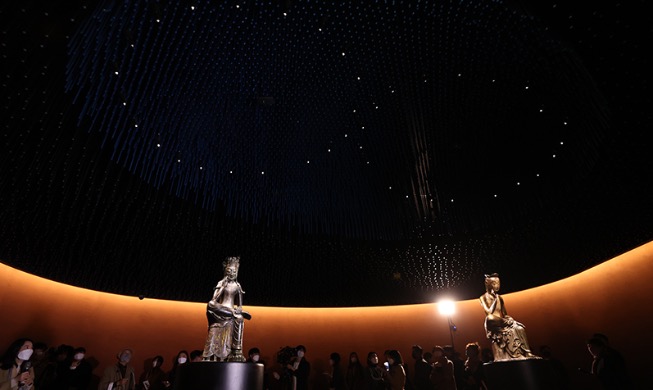 Permanent exhibition of 2 leading Buddhist statues opens