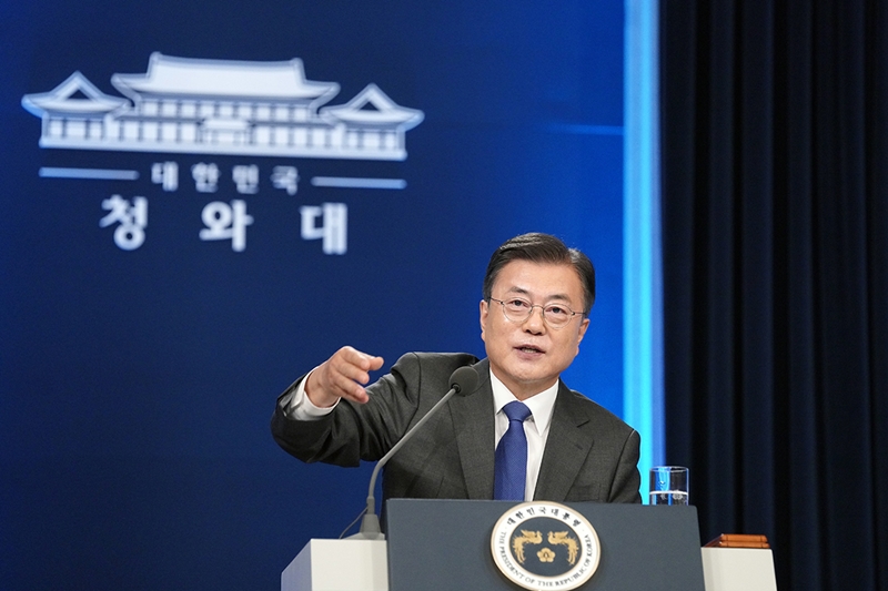President Moon: COVID-19's end in sight, herd immunity approaching