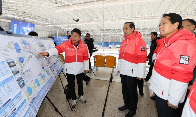 PM Han checks Gangwon 2024 sites, urges safety, hygiene
