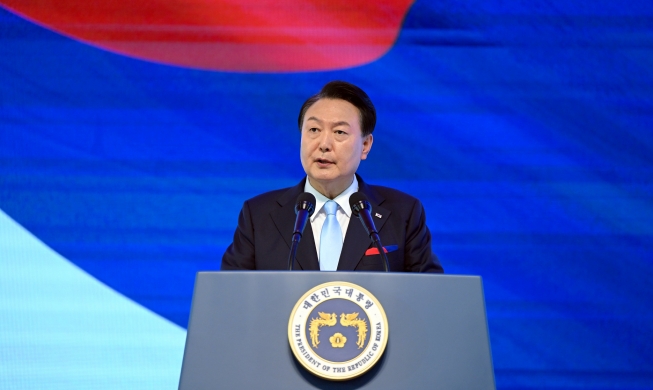 President Yoon urges remembrance of patriotic martyrs
