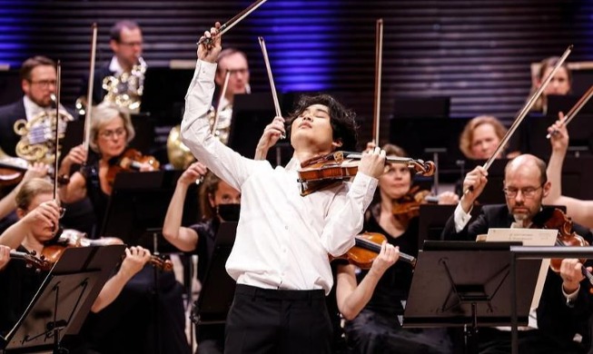 Yang is 1st Korean to win prominent violin contest in Finland