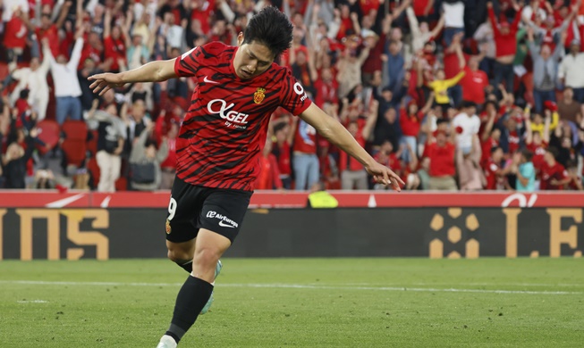 Lee KI shines as first Korean to score 2 goals in La Liga game