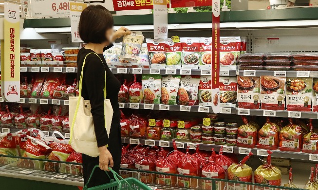 Kimchi hot streak sees 35% export growth from Jan. to April