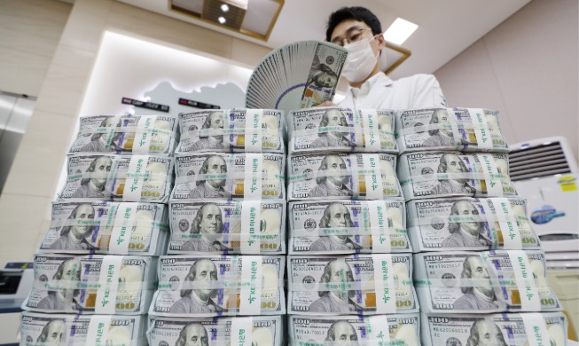 FX reserves in July hit record high of USD 416B