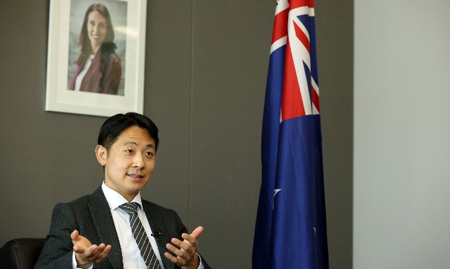 Korea's COVID-19 response helping life return to normal: NZ diplomat