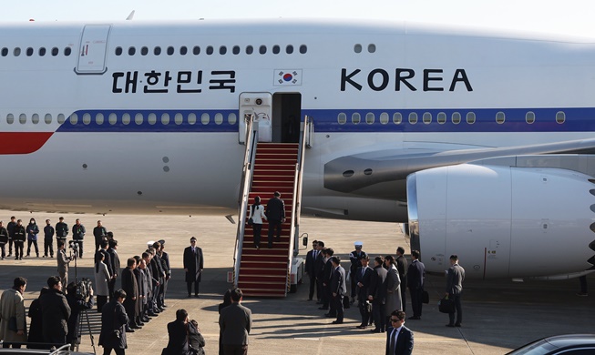 President Yoon departs for state visit to UK