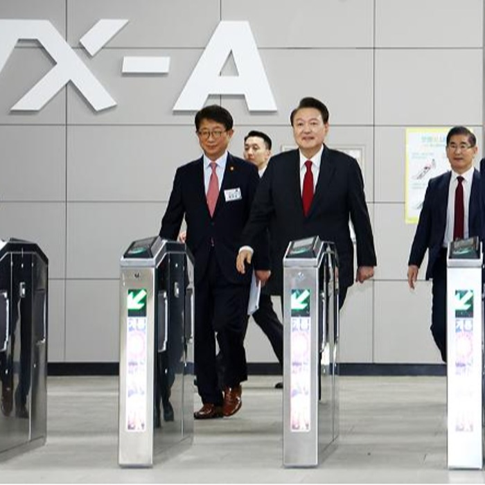 President Yoon goes on trial ride on new express subway line