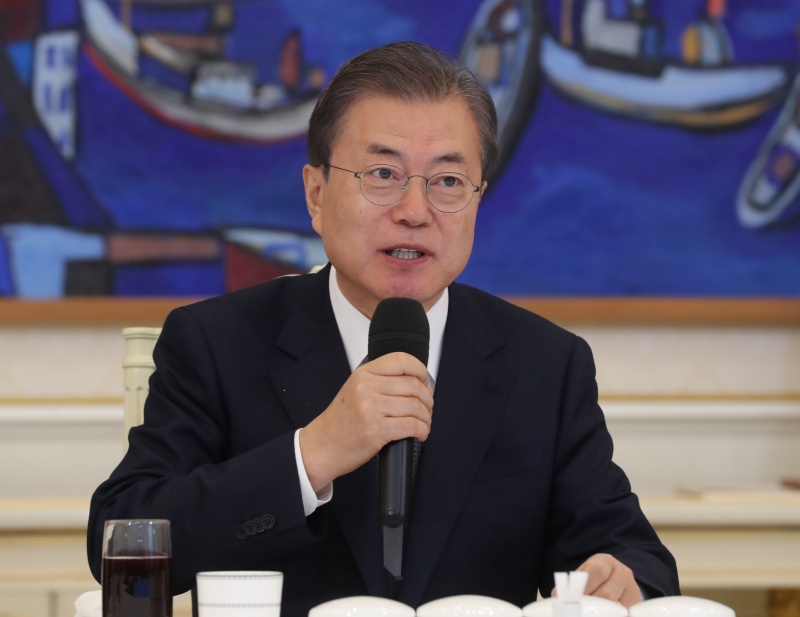 191203_President Moon_luncheon with members of the National Council on Climate and Air Quality_body