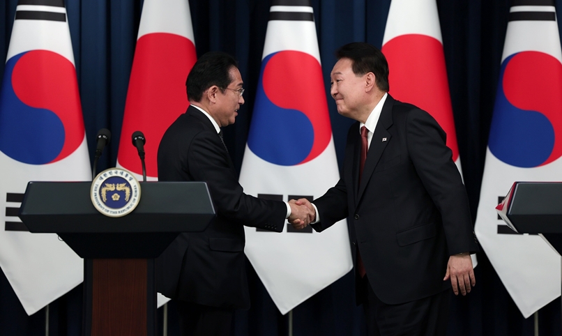 President Yoon, Japan PM pledge better trilateral ties with US