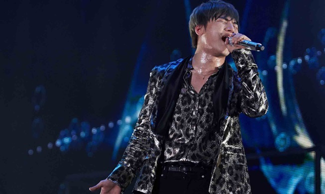 日本で輝くBIGBANGの「D-LITE」