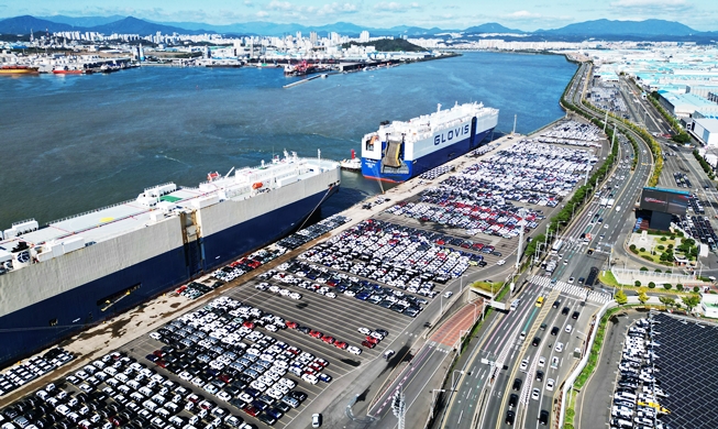 Exports break all-time April record with KRW 58.21B