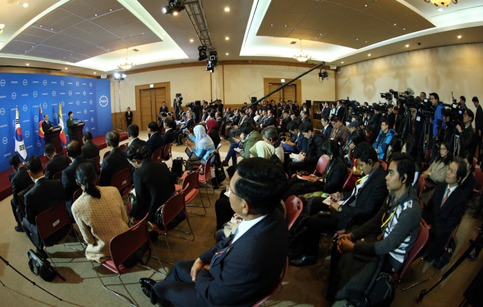 1212_ASEANKO_press_L1.jpg