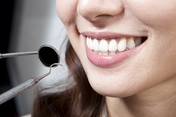 National health care coverage has been expanded to cover dental for people over 75-years-old. (photo: iclickart) 