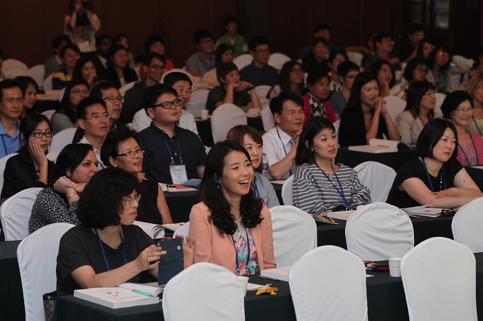 A total of 230 educators from 52 countries are participating in the 6th World Korean Educators Conference. (photos courtesy of the King Sejong Institute Foundation)