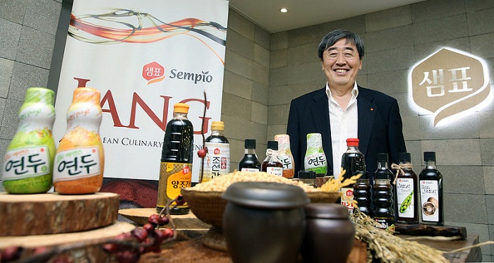 CEO Park Jinsun of the Sempio Foods Company controls more than 50 percent of the domestic sauce and paste market.