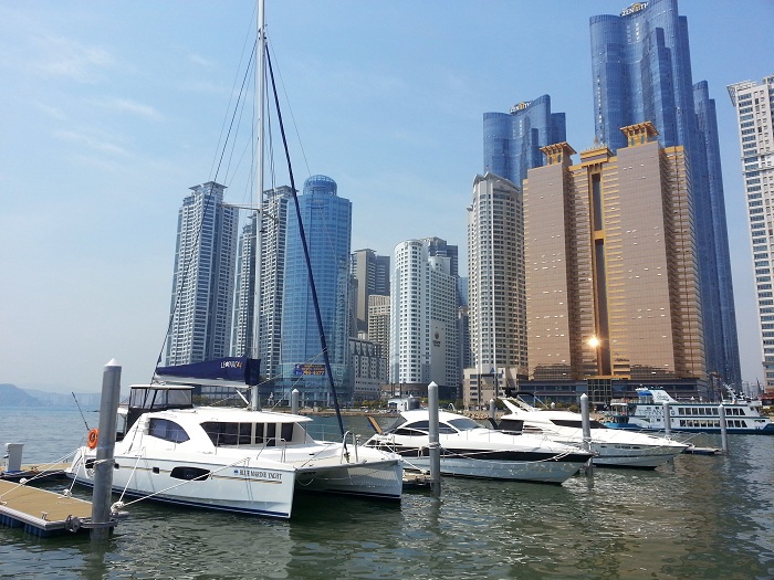 Busan, the nation's second largest city, is known for its beautiful beaches, particularly Haeundae Beach. Haerang passengers can visit Haeundae's marina while stopped in the southern city.