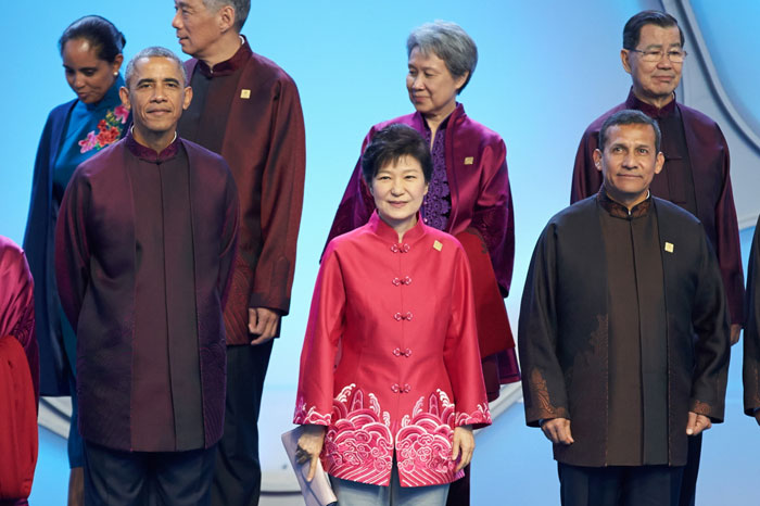 141110_1920_apec_galadinner.jpg