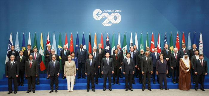 President Park Geun-hye will attend the G20, APEC, ASEAN and EAS summit meetings from Nov. 14 to 23. The above photos show last year’s APEC and G20 meetings where President Park attended.