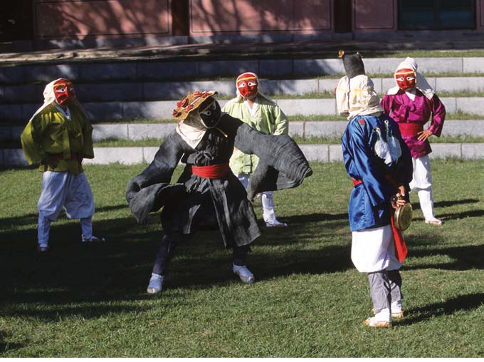 Dialogue between Wanbo, Omjung and young monks from the Yangju Byeolsandae Nori