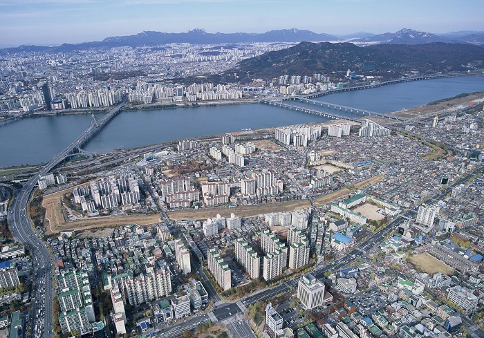 141204_Korea_historic_wall_1.jpg